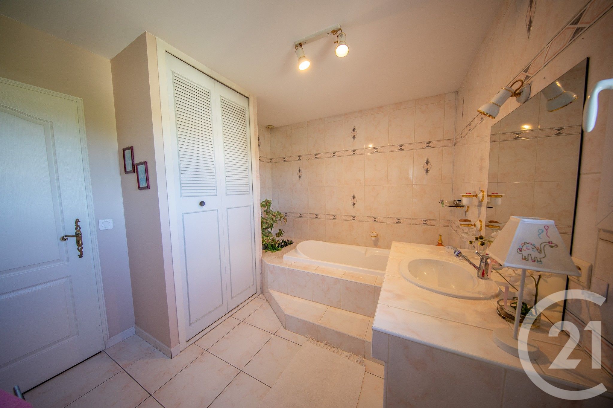 Maison 7 pièces 190 m² à vendre à Le Taillan-Médoc — photo 9