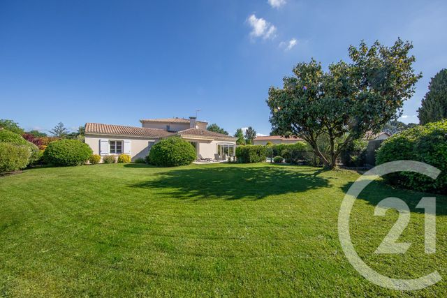 maison à vendre - 7 pièces - 190.0 m2 - LE TAILLAN MEDOC - 33 - AQUITAINE - Century 21 Kadima