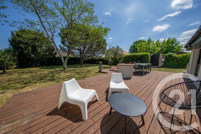 maison à vendre - 5 pièces - 127.24 m2 - ST MEDARD EN JALLES - 33 - AQUITAINE - Century 21 Kadima