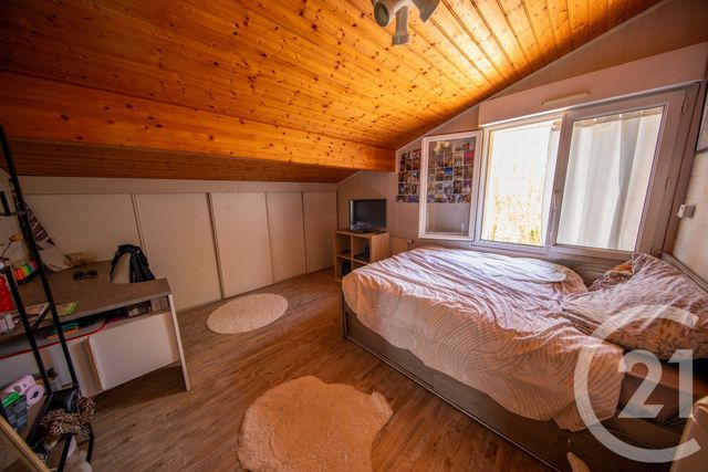 maison à vendre - 6 pièces - 123.63 m2 - ST MEDARD EN JALLES - 33 - AQUITAINE - Century 21 Kadima