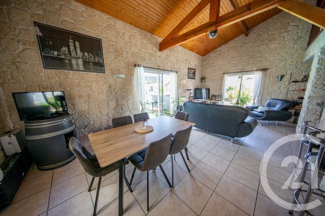 maison à vendre - 6 pièces - 123.63 m2 - ST MEDARD EN JALLES - 33 - AQUITAINE - Century 21 Kadima