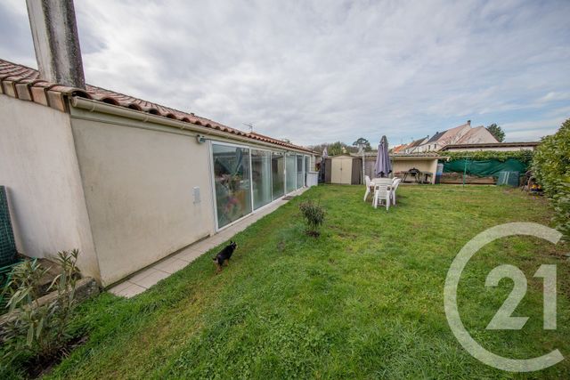 maison à vendre - 5 pièces - 100.03 m2 - ST MEDARD EN JALLES - 33 - AQUITAINE - Century 21 Kadima