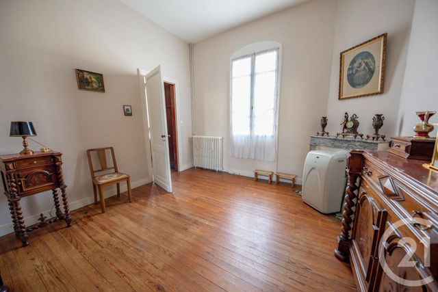 maison à vendre - 10 pièces - 261.8 m2 - ST MEDARD EN JALLES - 33 - AQUITAINE - Century 21 Kadima