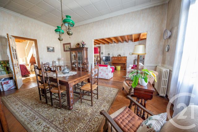 maison à vendre - 10 pièces - 261.8 m2 - ST MEDARD EN JALLES - 33 - AQUITAINE - Century 21 Kadima