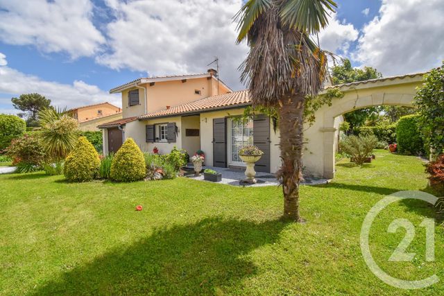 maison à vendre - 5 pièces - 127.99 m2 - LE HAILLAN - 33 - AQUITAINE - Century 21 Kadima maison à vendre - 5 pièces - 127.99 m2 - LE HAILLAN - 33 - AQUITAINE - Century 21 Kadima