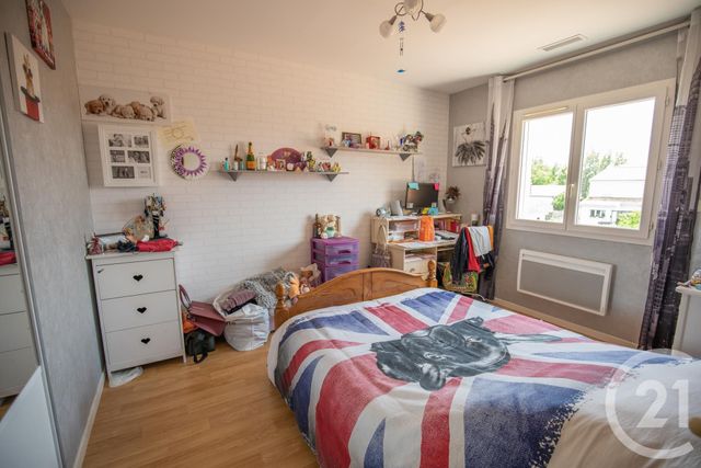 Afficher la photo en grand maison à vendre - 7 pièces - 164.82 m2 - ST MEDARD EN JALLES - 33 - AQUITAINE - Century 21 Kadima