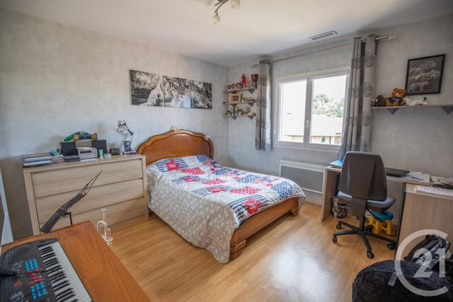 Afficher la photo en grand maison à vendre - 7 pièces - 164.82 m2 - ST MEDARD EN JALLES - 33 - AQUITAINE - Century 21 Kadima
