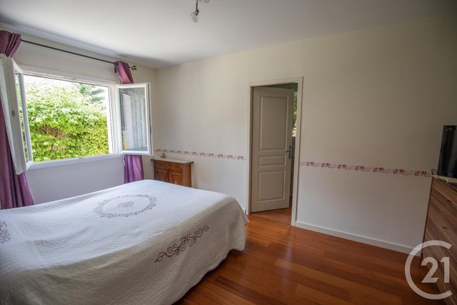 Afficher la photo en grand maison à vendre - 7 pièces - 164.82 m2 - ST MEDARD EN JALLES - 33 - AQUITAINE - Century 21 Kadima