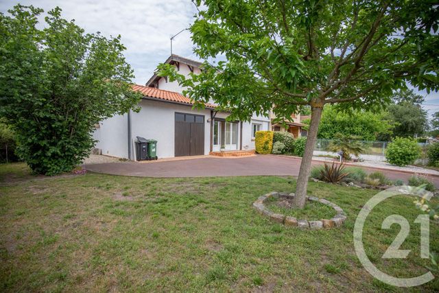 maison à vendre - 5 pièces - 94.29 m2 - LE TAILLAN MEDOC - 33 - AQUITAINE - Century 21 Kadima maison à vendre - 5 pièces - 94.29 m2 - LE TAILLAN MEDOC - 33 - AQUITAINE - Century 21 Kadima