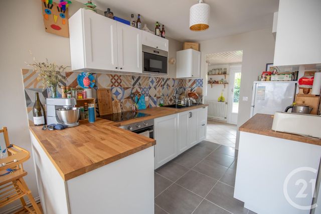 maison à vendre - 5 pièces - 94.29 m2 - LE TAILLAN MEDOC - 33 - AQUITAINE - Century 21 Kadima maison à vendre - 5 pièces - 94.29 m2 - LE TAILLAN MEDOC - 33 - AQUITAINE - Century 21 Kadima