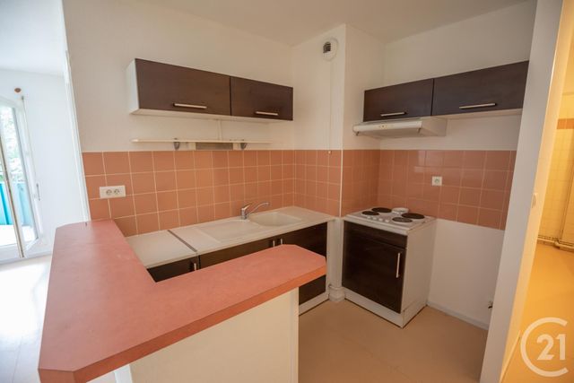 Afficher la photo en grand Appartement F2 à louer - 2 pièces - 39.55 m2 - ST MEDARD EN JALLES - 33 - AQUITAINE - Century 21 Kadima