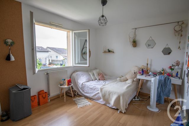 Afficher la photo en grand maison à vendre - 6 pièces - 135.9 m2 - LE HAILLAN - 33 - AQUITAINE - Century 21 Kadima