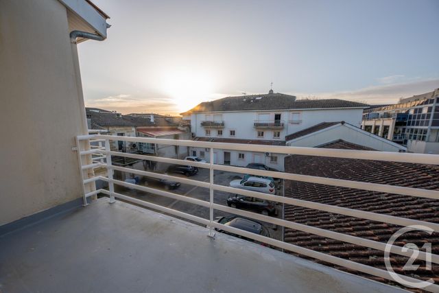 Appartement F2 à vendre - 2 pièces - 39.9 m2 - ST MEDARD EN JALLES - 33 - AQUITAINE - Century 21 Kadima