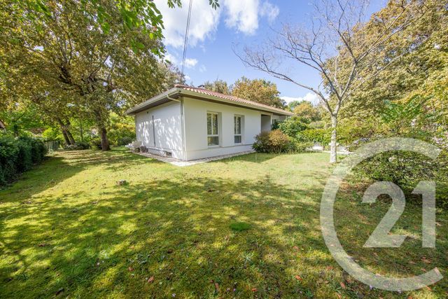 maison à vendre - 7 pièces - 121.7 m2 - ST AUBIN DE MEDOC - 33 - AQUITAINE - Century 21 Kadima