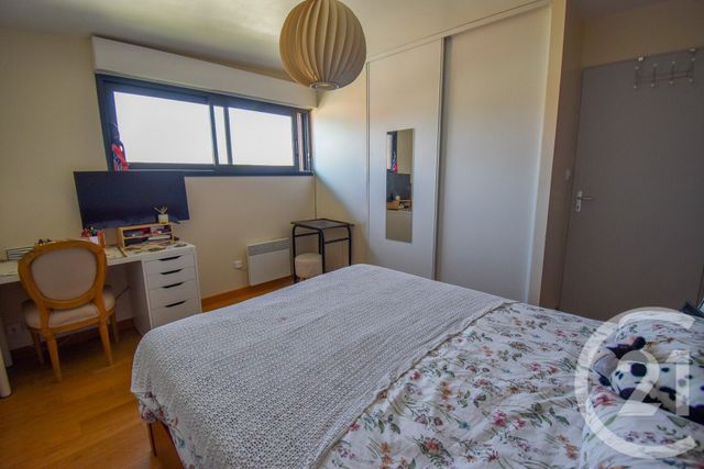 maison à vendre - 7 pièces - 151.89 m2 - ST MEDARD EN JALLES - 33 - AQUITAINE - Century 21 Kadima