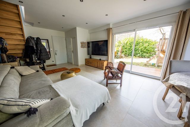 maison à vendre - 5 pièces - 101.85 m2 - LE TAILLAN MEDOC - 33 - AQUITAINE - Century 21 Kadima