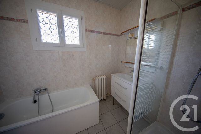 maison à vendre - 5 pièces - 90.52 m2 - ST MEDARD EN JALLES - 33 - AQUITAINE - Century 21 Kadima