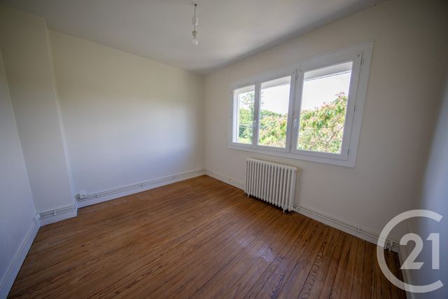 maison à vendre - 5 pièces - 90.52 m2 - ST MEDARD EN JALLES - 33 - AQUITAINE - Century 21 Kadima