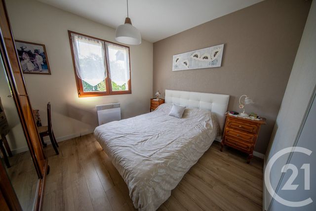 maison à vendre - 5 pièces - 94.37 m2 - ST MEDARD EN JALLES - 33 - AQUITAINE - Century 21 Kadima