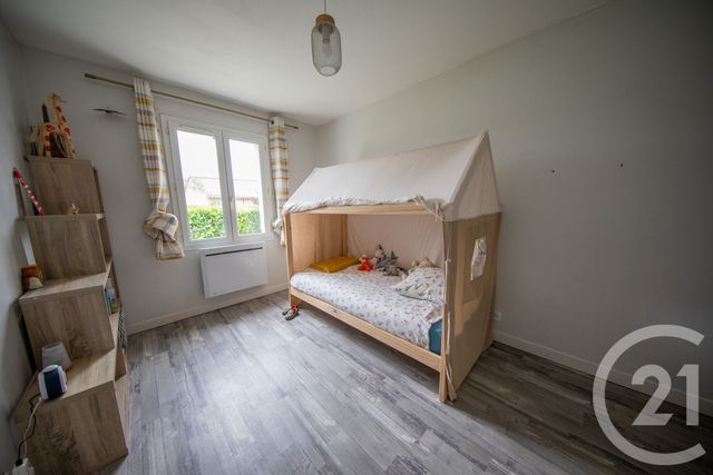 maison à vendre - 6 pièces - 96.55 m2 - ST MEDARD EN JALLES - 33 - AQUITAINE - Century 21 Kadima