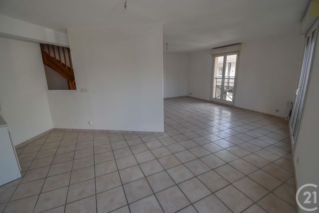 Appartement F3 à louer - 3 pièces - 93.45 m2 - ST MEDARD EN JALLES - 33 - AQUITAINE - Century 21 Kadima