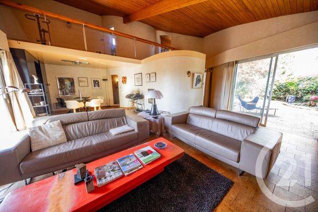 maison à vendre - 7 pièces - 181.88 m2 - ST MEDARD EN JALLES - 33 - AQUITAINE - Century 21 Kadima