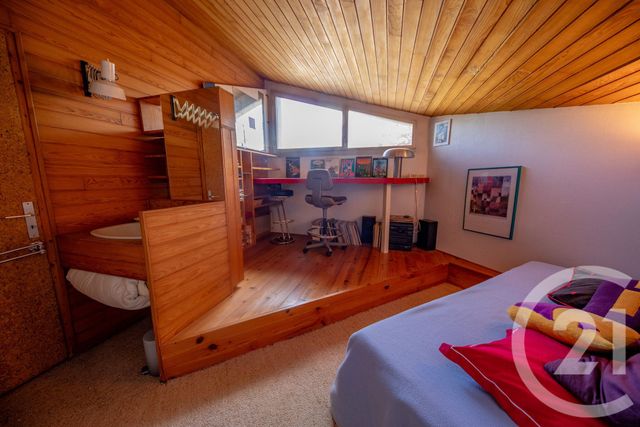 maison à vendre - 7 pièces - 181.88 m2 - ST MEDARD EN JALLES - 33 - AQUITAINE - Century 21 Kadima