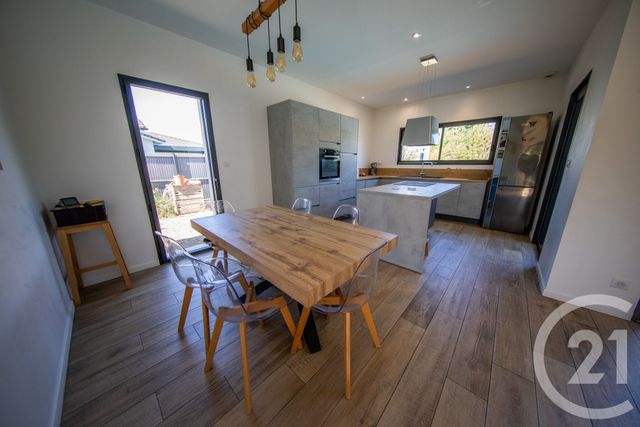 maison à vendre - 7 pièces - 144.34 m2 - ST AUBIN DE MEDOC - 33 - AQUITAINE - Century 21 Kadima
