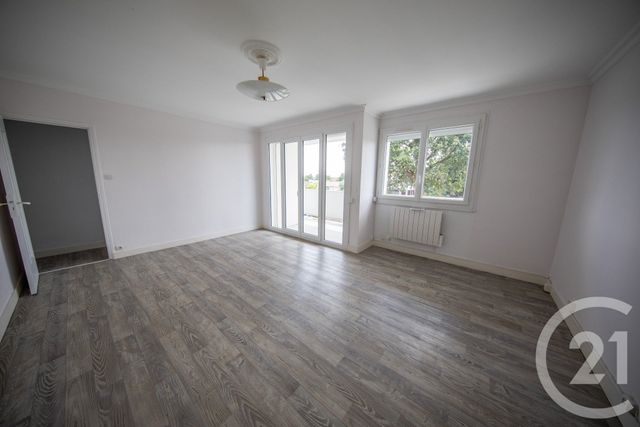 Appartement T5 à vendre - 5 pièces - 88.79 m2 - ST MEDARD EN JALLES - 33 - AQUITAINE - Century 21 Kadima