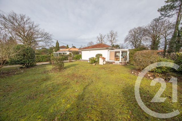 maison à vendre - 5 pièces - 107.89 m2 - ST MEDARD EN JALLES - 33 - AQUITAINE - Century 21 Kadima