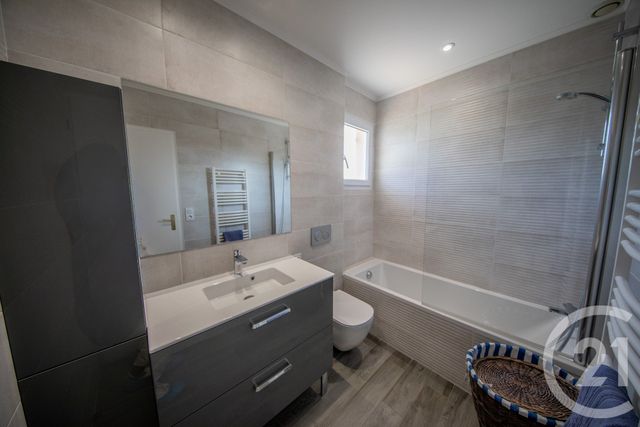 maison à vendre - 4 pièces - 95.34 m2 - ST MEDARD EN JALLES - 33 - AQUITAINE - Century 21 Kadima