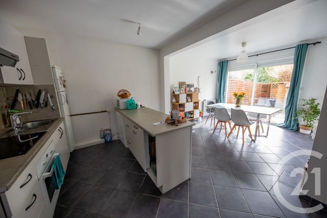 maison à vendre - 7 pièces - 164.59 m2 - ST MEDARD EN JALLES - 33 - AQUITAINE - Century 21 Kadima