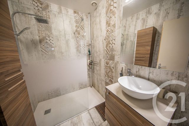 maison à vendre - 7 pièces - 190.98 m2 - ST JEAN D ILLAC - 33 - AQUITAINE - Century 21 Kadima