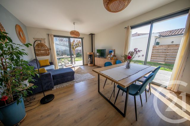 maison à vendre - 5 pièces - 81.6 m2 - LE HAILLAN - 33 - AQUITAINE - Century 21 Kadima