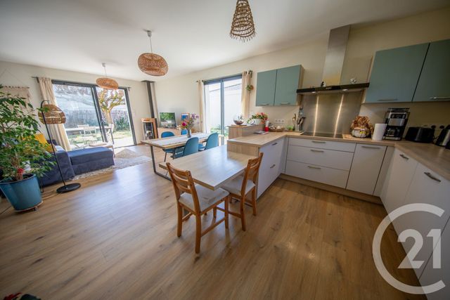 maison à vendre - 5 pièces - 81.6 m2 - LE HAILLAN - 33 - AQUITAINE - Century 21 Kadima