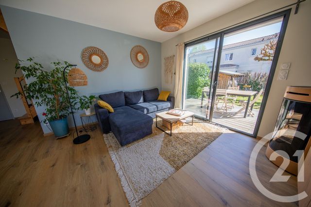 maison à vendre - 5 pièces - 81.6 m2 - LE HAILLAN - 33 - AQUITAINE - Century 21 Kadima