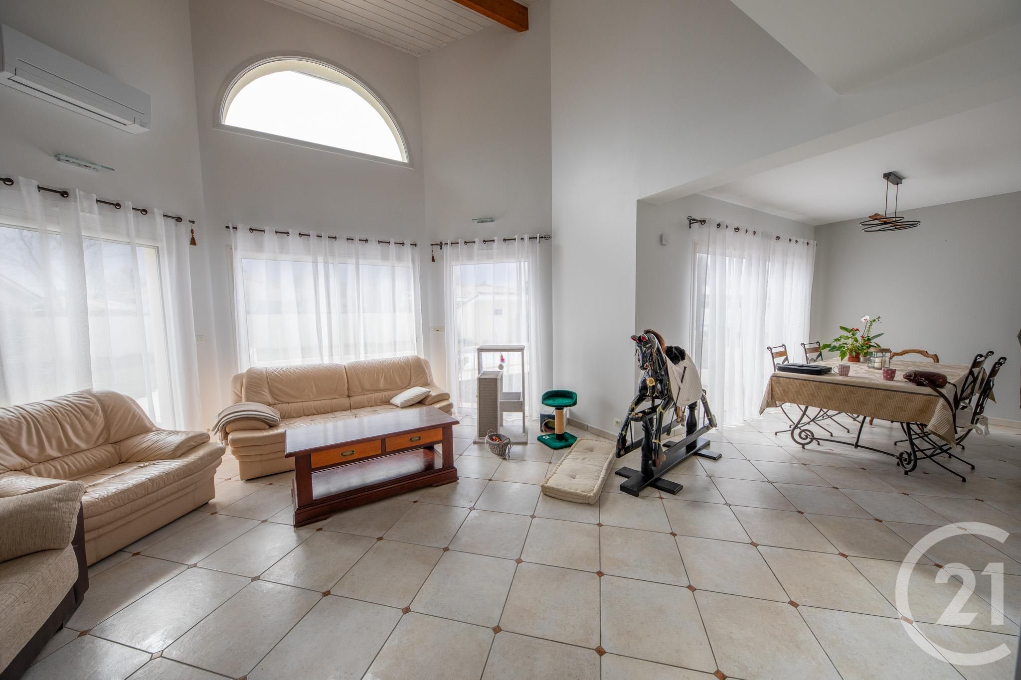 Maison 9 pièces 263 m² à vendre à Saint-Médard-en-Jalles — photo 4
