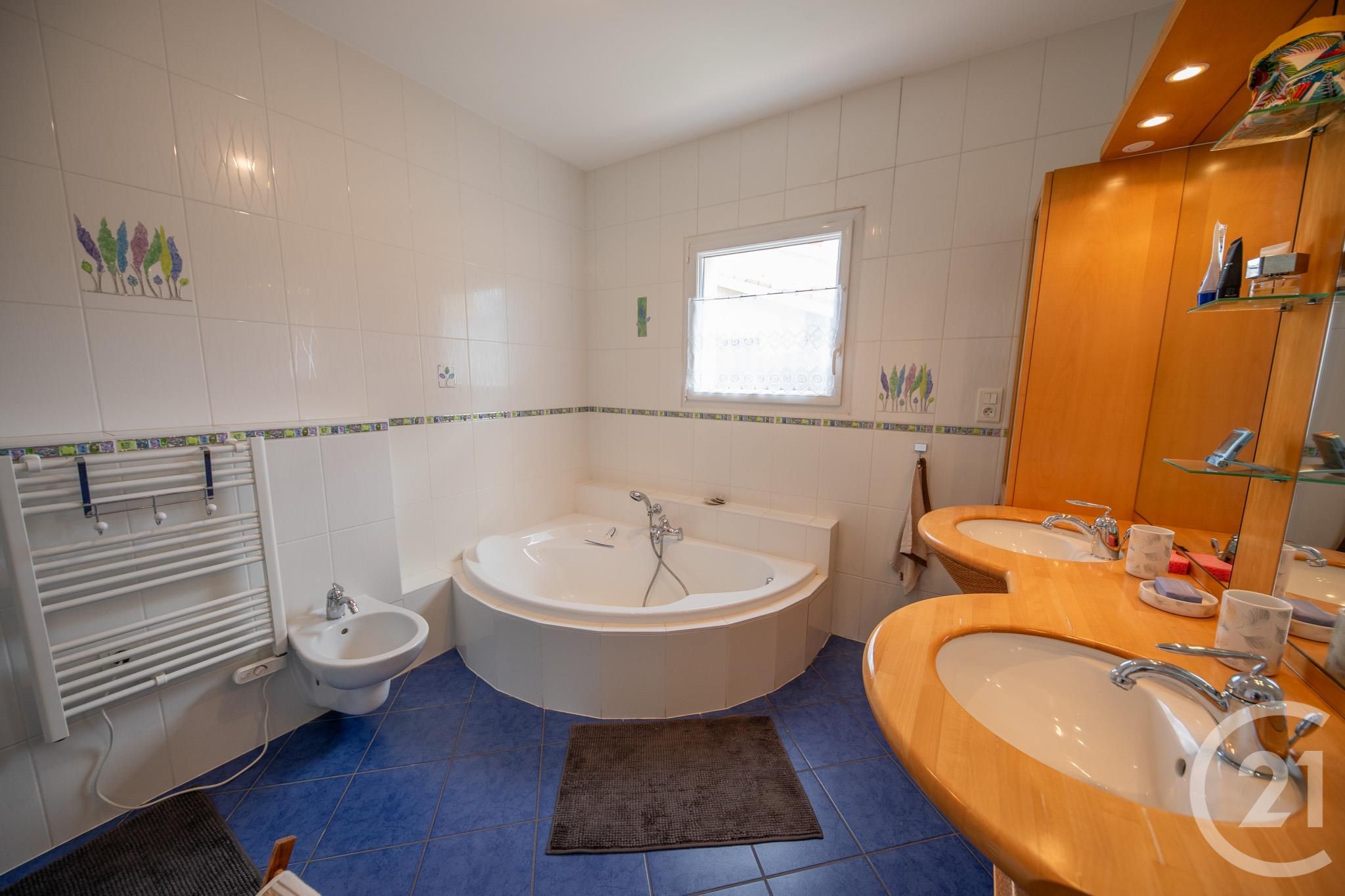 Maison 9 pièces 263 m² à vendre à Saint-Médard-en-Jalles — photo 10