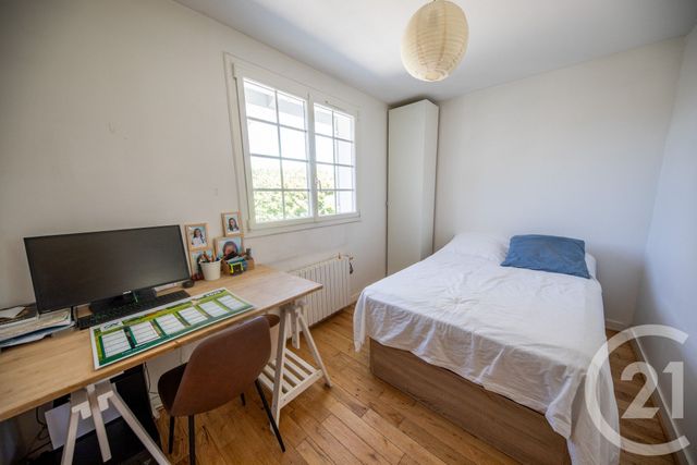 maison à vendre - 5 pièces - 86.59 m2 - ST MEDARD EN JALLES - 33 - AQUITAINE - Century 21 Kadima