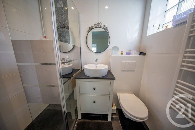 maison à vendre - 5 pièces - 120.25 m2 - ST MEDARD EN JALLES - 33 - AQUITAINE - Century 21 Kadima