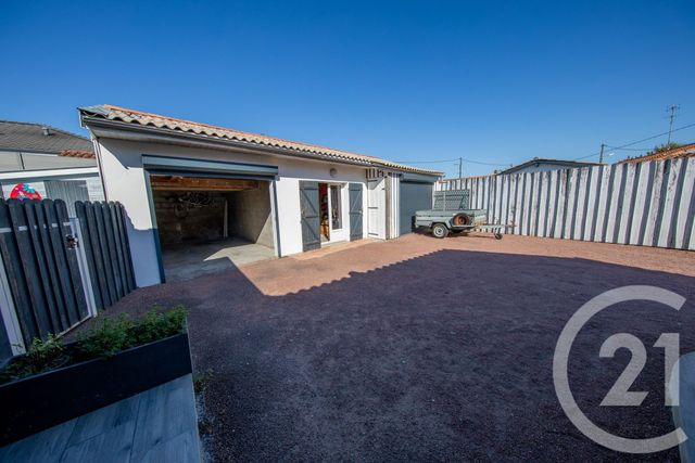 maison à vendre - 5 pièces - 120.25 m2 - ST MEDARD EN JALLES - 33 - AQUITAINE - Century 21 Kadima