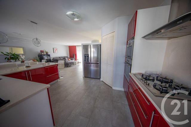 maison à vendre - 5 pièces - 120.25 m2 - ST MEDARD EN JALLES - 33 - AQUITAINE - Century 21 Kadima