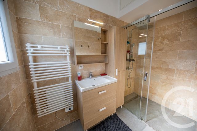 Afficher la photo en grand maison à vendre - 5 pièces - 102.56 m2 - EYSINES - 33 - AQUITAINE - Century 21 Kadima