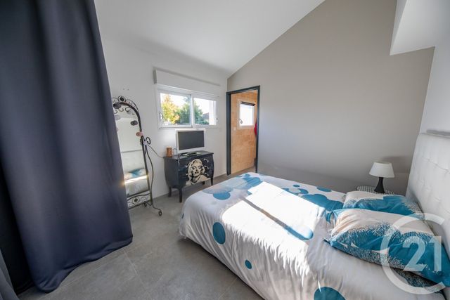 Afficher la photo en grand maison à vendre - 5 pièces - 102.56 m2 - EYSINES - 33 - AQUITAINE - Century 21 Kadima