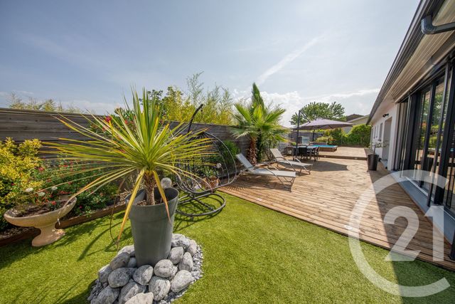 Afficher la photo en grand maison à vendre - 5 pièces - 102.56 m2 - EYSINES - 33 - AQUITAINE - Century 21 Kadima