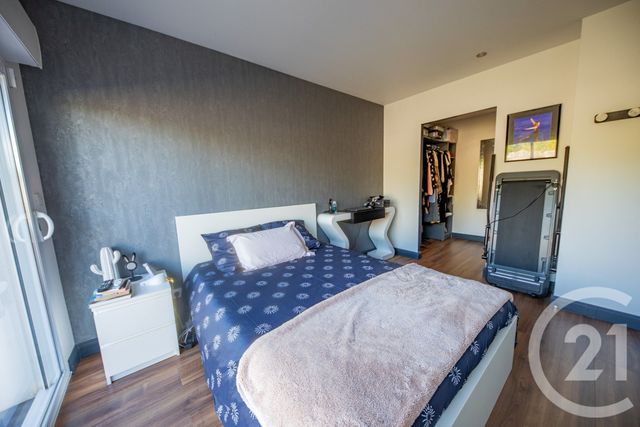 Afficher la photo en grand maison à vendre - 5 pièces - 102.56 m2 - EYSINES - 33 - AQUITAINE - Century 21 Kadima