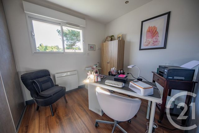 Afficher la photo en grand maison à vendre - 5 pièces - 102.56 m2 - EYSINES - 33 - AQUITAINE - Century 21 Kadima