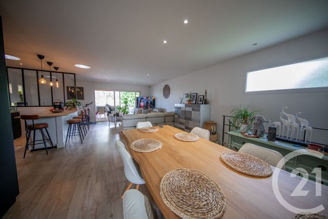 Afficher la photo en grand maison à vendre - 5 pièces - 153.41 m2 - ST MEDARD EN JALLES - 33 - AQUITAINE - Century 21 Kadima