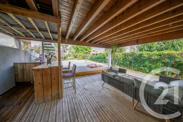 Afficher la photo en grand maison à vendre - 5 pièces - 153.41 m2 - ST MEDARD EN JALLES - 33 - AQUITAINE - Century 21 Kadima