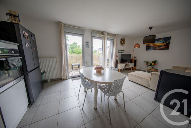 Appartement T3 à vendre - 3 pièces - 61.35 m2 - BLANQUEFORT - 33 - AQUITAINE - Century 21 Kadima